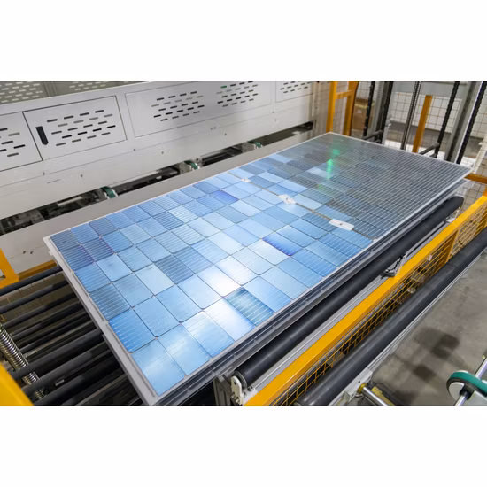 700W 690W 680W 반 셀 저렴한 가격 단결정 태양 PV 모듈 태양 에너지 시스템을위한 전체 태양 전지 패널